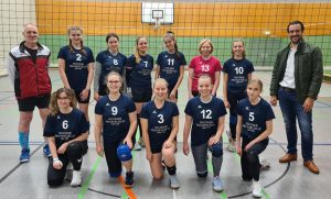 Read more about the article Neue Trikotsätze für Volleyballdamen