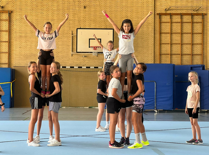 Read more about the article Cheerleader-Schnuppertraining soll Begeisterung wecken