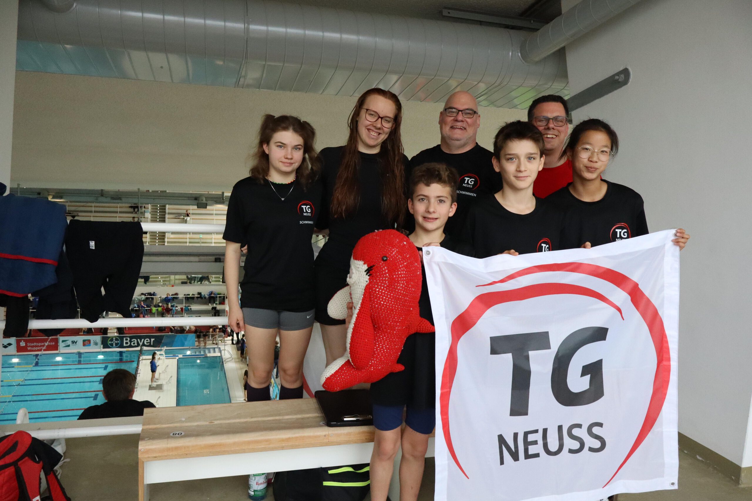 Du betrachtest gerade Hervorragende Leistungen bei den Bezirksmeisterschaften in der Schwimmoper
