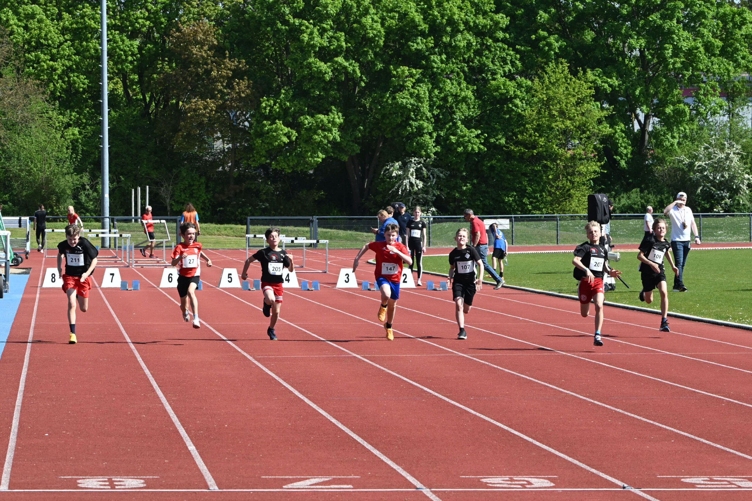 Mehr über den Artikel erfahren 9.Novesia Sprinttag der DJK Novesia Neuss am 18/19.04.2026