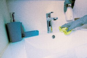 Mehr über den Artikel erfahren Reinigungskraft (m/w/d) als Urlaubsvertretung gesucht