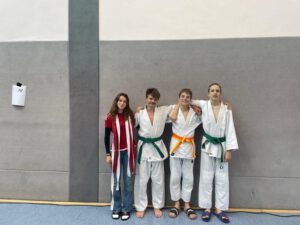 Mehr über den Artikel erfahren Erfolgreiches Wettkampfwochenende in Meerbusch 🥋